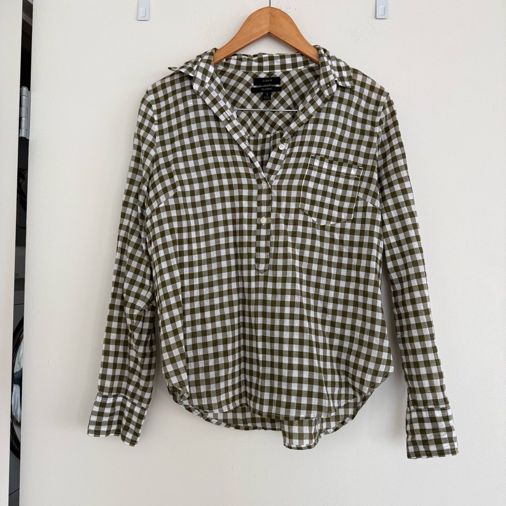 J crew green gingham 1/2 button front shirt